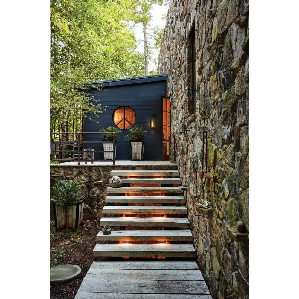 Ultra-Warm Bronze Integrated LED Hardscape Light (2700K) by HINKLEY 10 Ultra-Warm Bronze Integrated LED Hardscape Light (2700K) by HINKLEY - Image 10